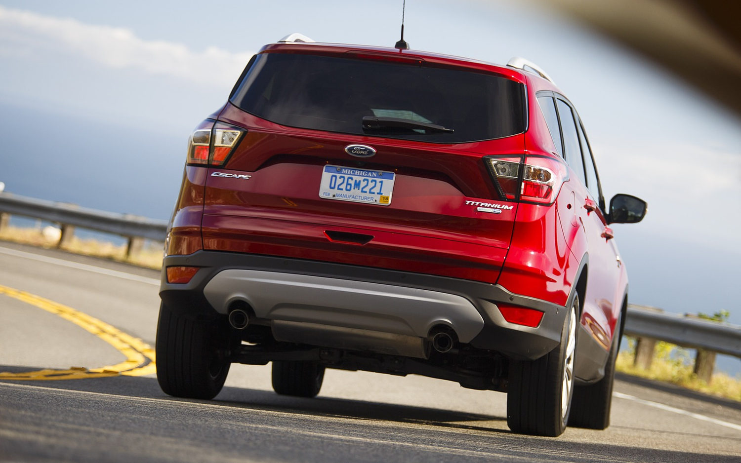 Comparison Ford Ecosport Titanium 2018 vs Ford Escape Titanium